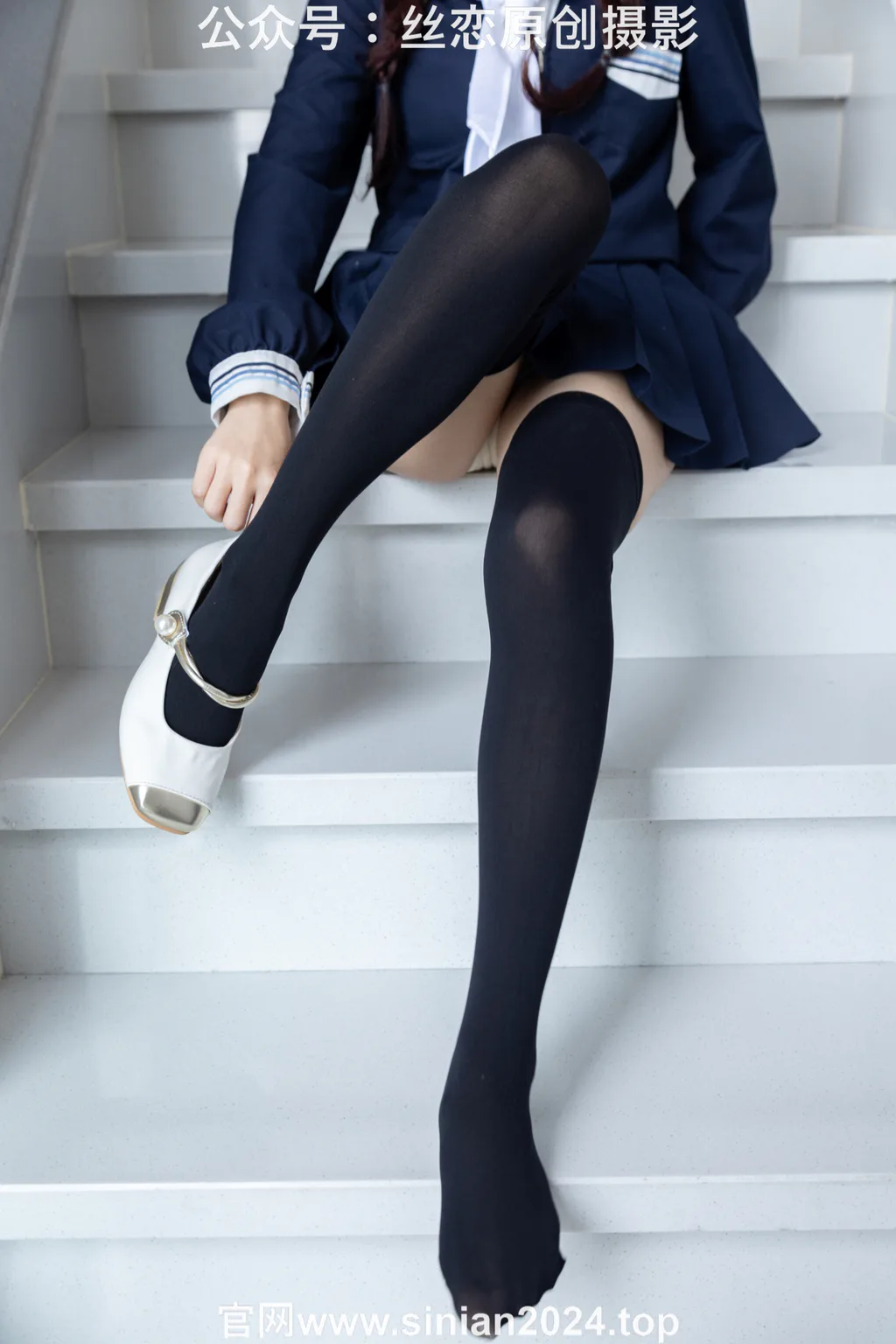 图片[98]-丝恋摄影 NO.017 小梦-学院风 jk连衣裙 黑色丝袜 白色小皮鞋[168P]-萌味圈