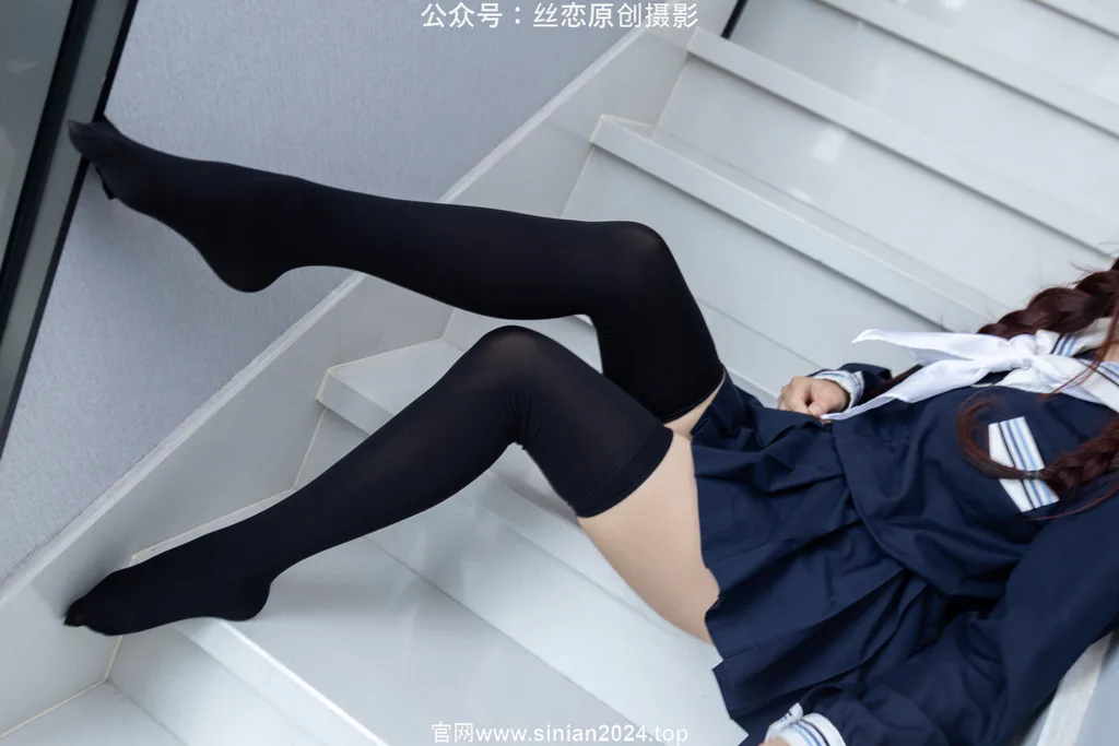 图片[103]-丝恋摄影 NO.017 小梦-学院风 jk连衣裙 黑色丝袜 白色小皮鞋[168P]-萌味圈