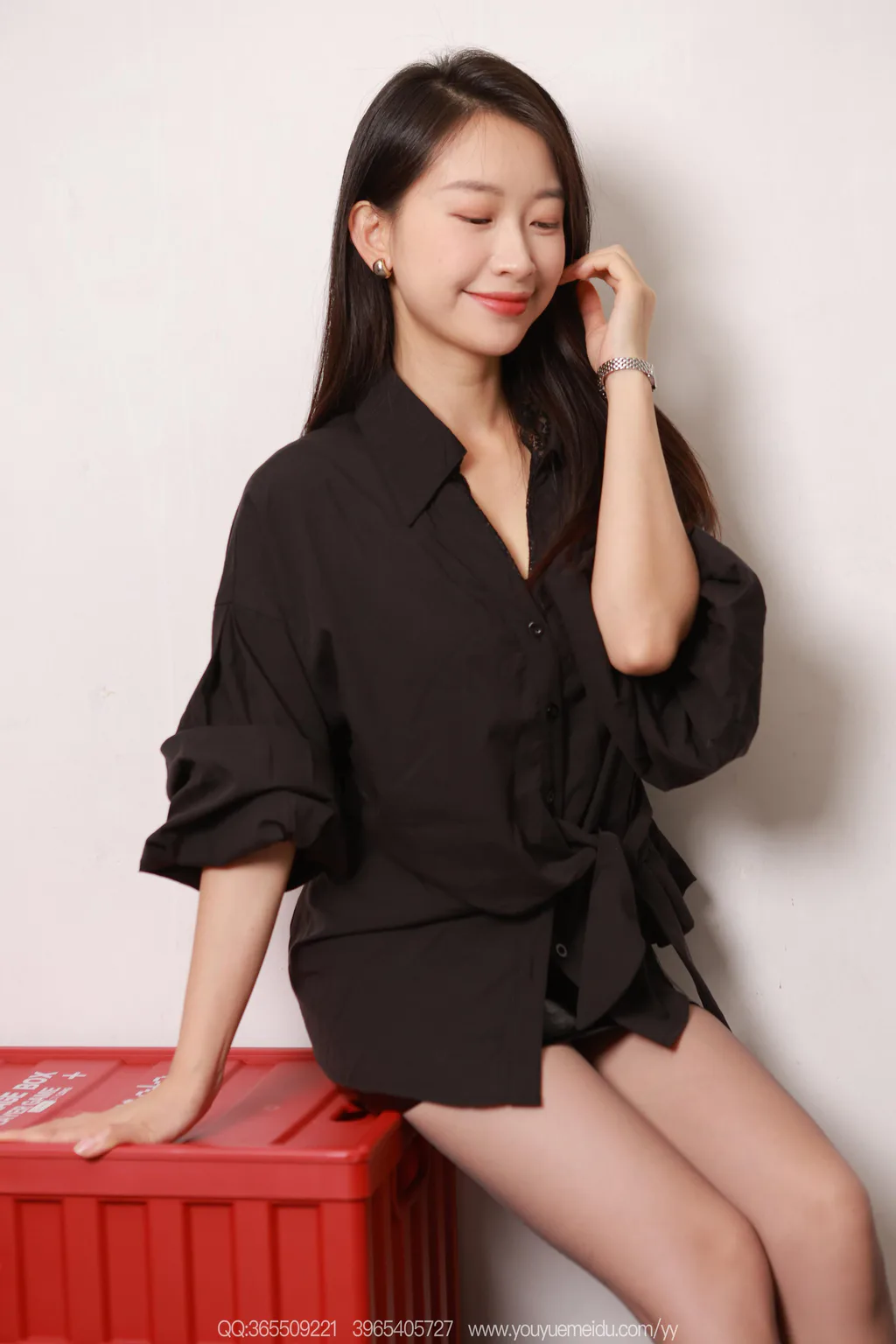 图片[20]-[IESS异思趣向] 2025.10.20 丝享家2189：小婕《时尚女郎》[91P]-萌味圈