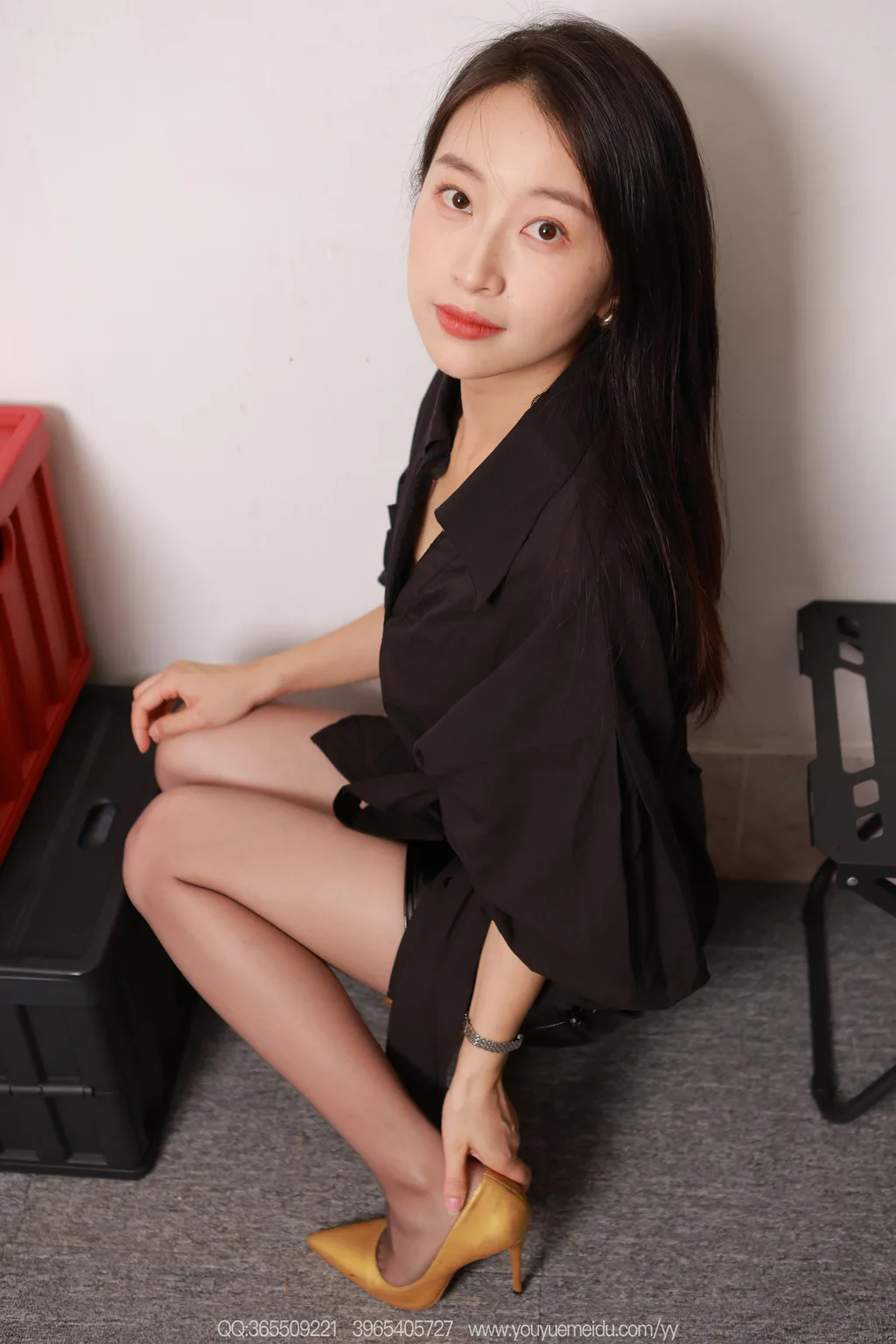 图片[33]-[IESS异思趣向] 2025.10.20 丝享家2189：小婕《时尚女郎》[91P]-萌味圈