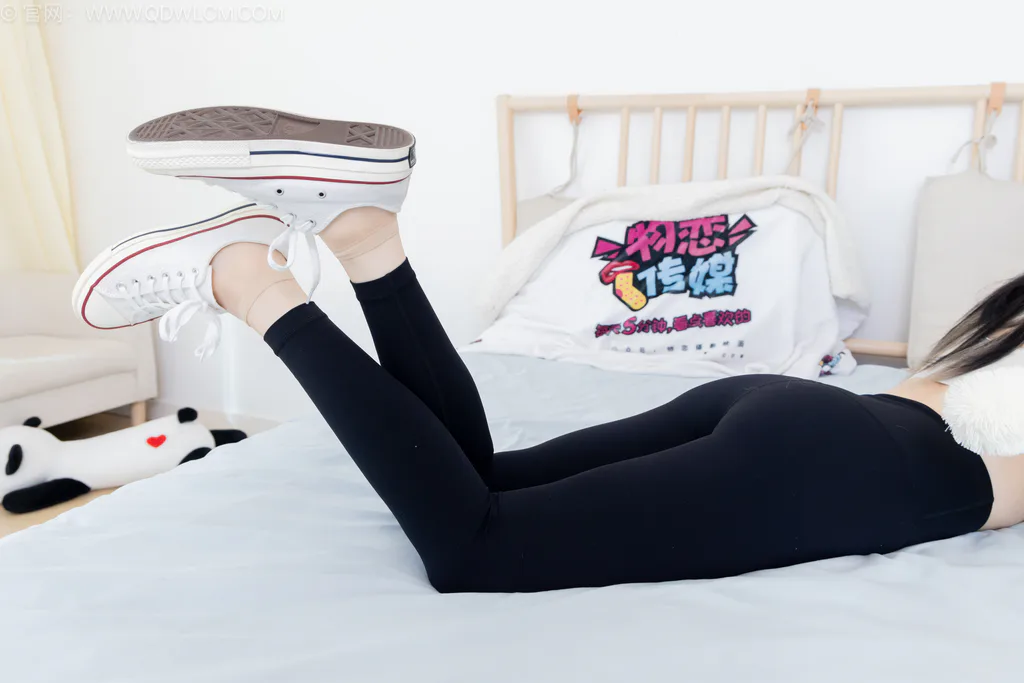 图片[61]-物恋传媒 NO.2561 贝壳-板鞋、帆布鞋、短肉丝、瑜伽裤[165P]-萌味圈