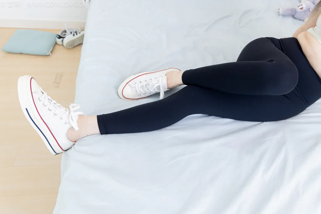 图片[69]-物恋传媒 NO.2561 贝壳-板鞋、帆布鞋、短肉丝、瑜伽裤[165P]-萌味圈