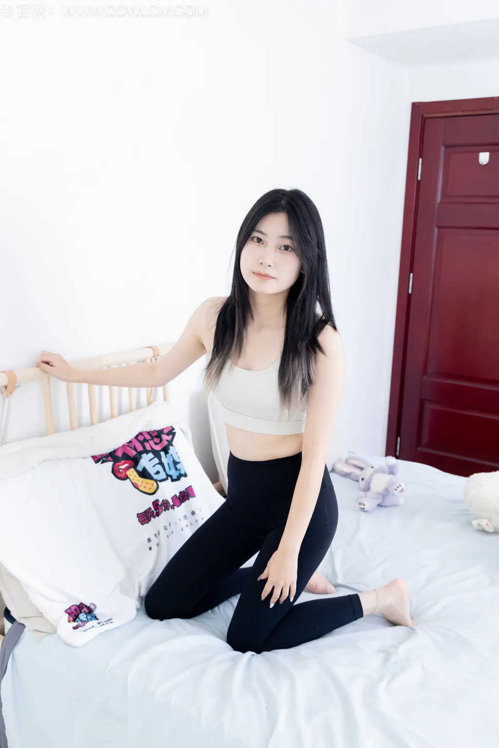 图片[122]-物恋传媒 NO.2561 贝壳-板鞋、帆布鞋、短肉丝、瑜伽裤[165P]-萌味圈