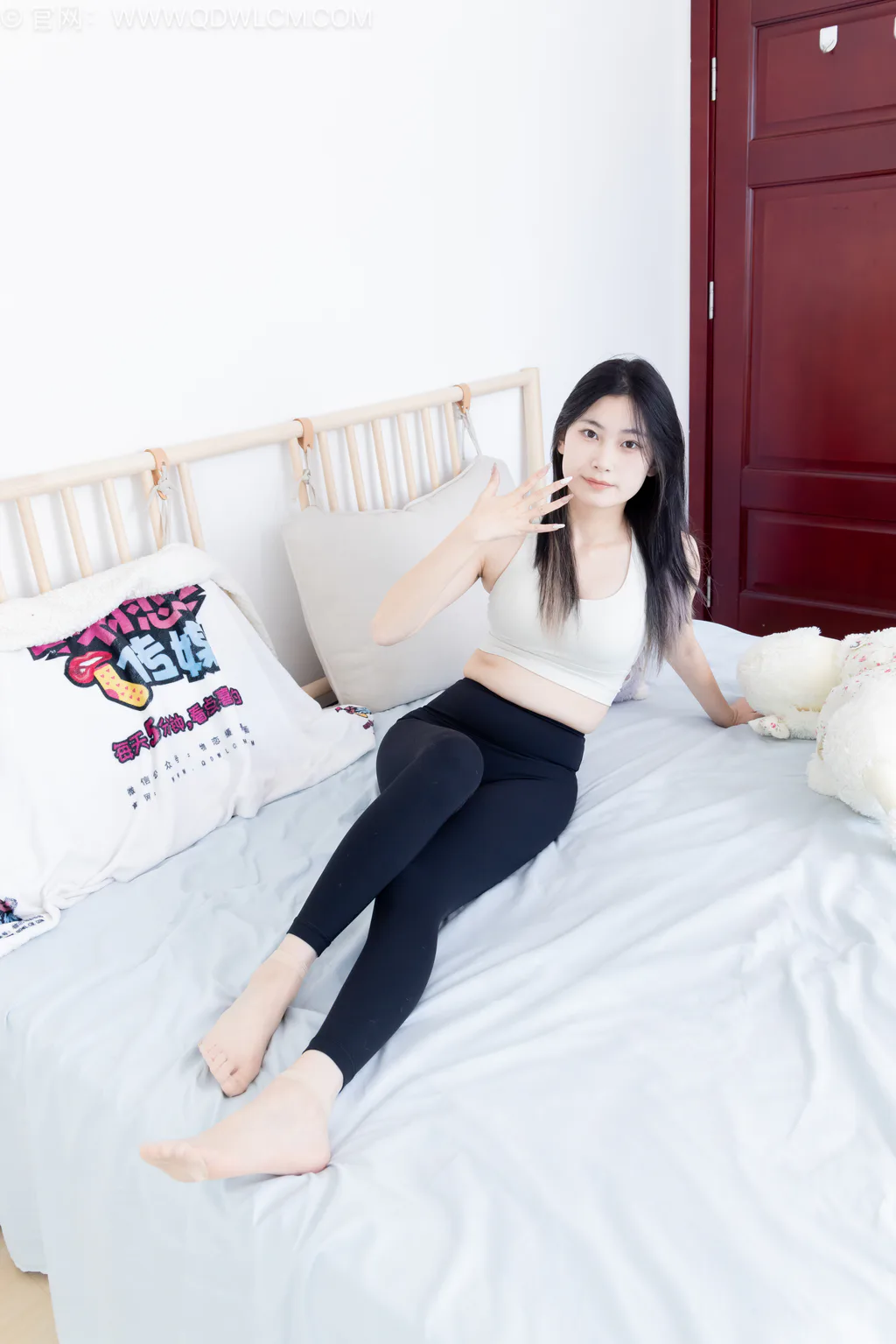 图片[132]-物恋传媒 NO.2561 贝壳-板鞋、帆布鞋、短肉丝、瑜伽裤[165P]-萌味圈