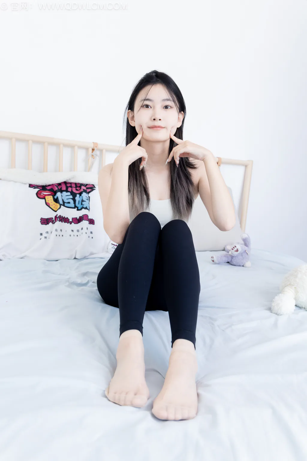 图片[141]-物恋传媒 NO.2561 贝壳-板鞋、帆布鞋、短肉丝、瑜伽裤[165P]-萌味圈