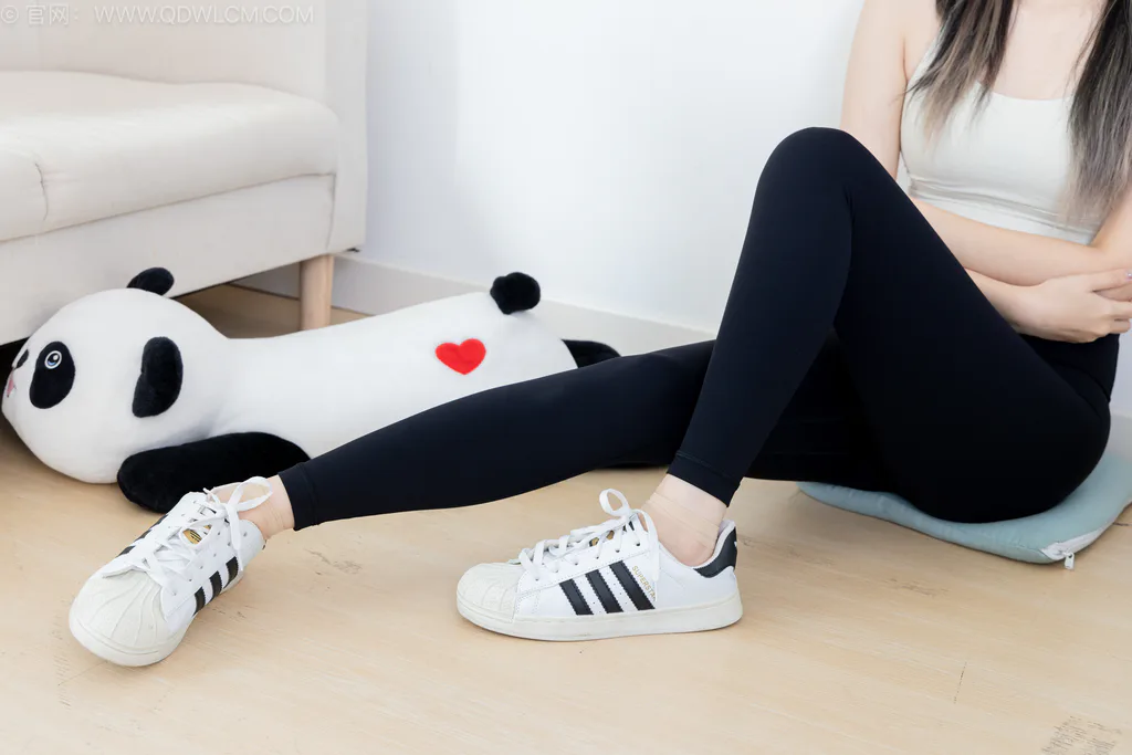 图片[167]-物恋传媒 NO.2561 贝壳-板鞋、帆布鞋、短肉丝、瑜伽裤[165P]-萌味圈