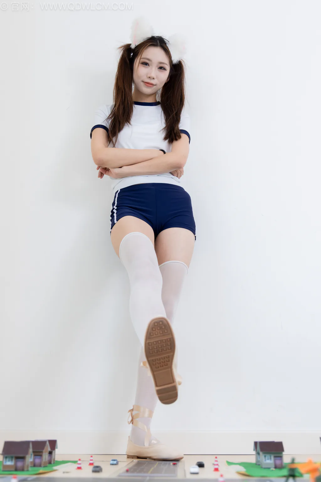 图片[2]-物恋传媒 NO.2565 泡泡-平底鞋、薄白丝大腿袜、体操服[158P]-萌味圈