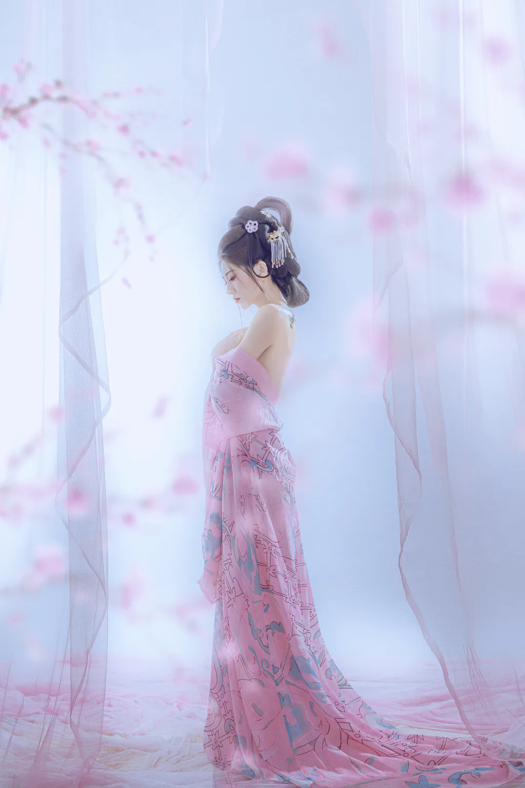 图片[2]-[YITUYU艺图语]2023.01.08 芳年华月 芳宝[19+1P]-萌味圈