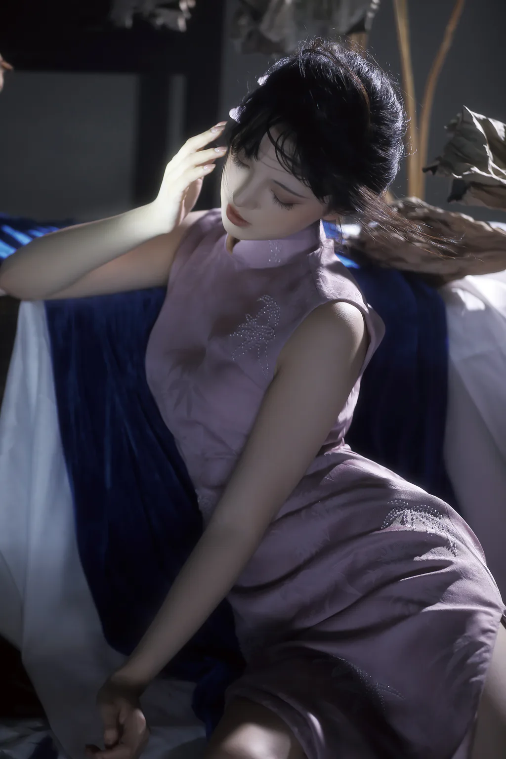 图片[4]-[YITUYU艺图语]2023.01.09 月亮告诉我，他不会回来了。 冯玉憬[19+1P]-萌味圈