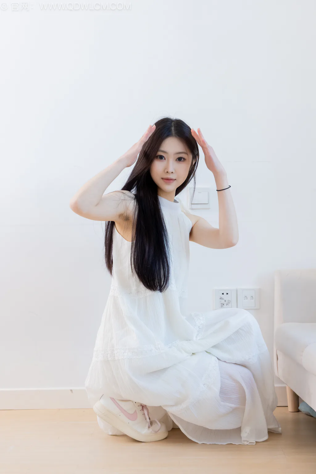 图片[17]-物恋传媒 NO.2568 小羊-板鞋、白棉袜、裸足[153P]-萌味圈