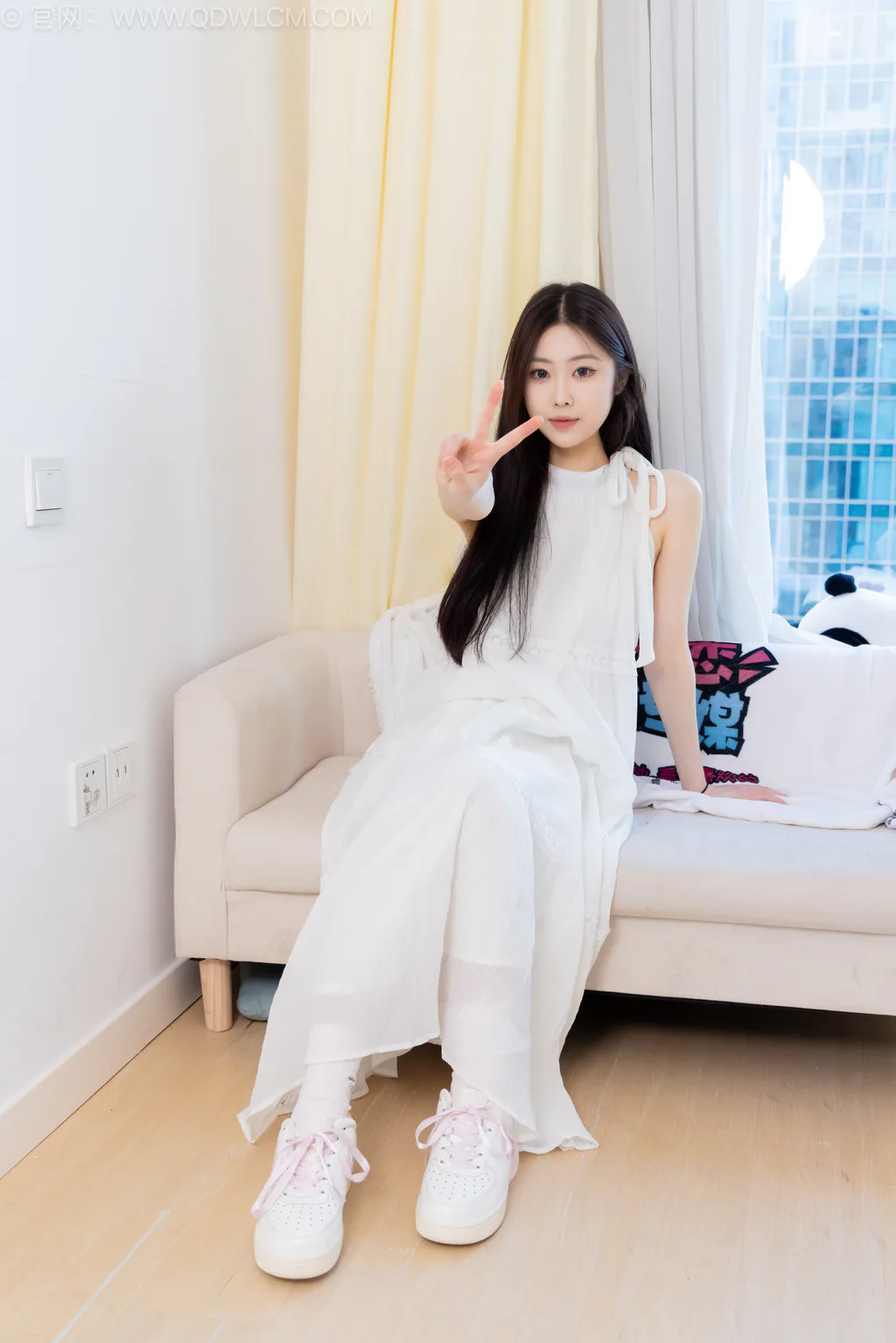 图片[24]-物恋传媒 NO.2568 小羊-板鞋、白棉袜、裸足[153P]-萌味圈