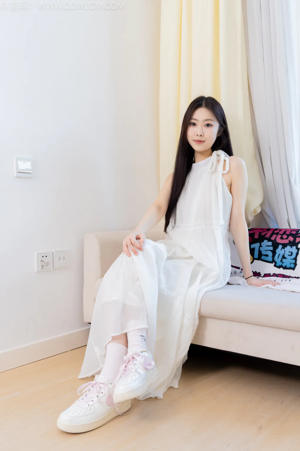 图片[27]-物恋传媒 NO.2568 小羊-板鞋、白棉袜、裸足[153P]-萌味圈