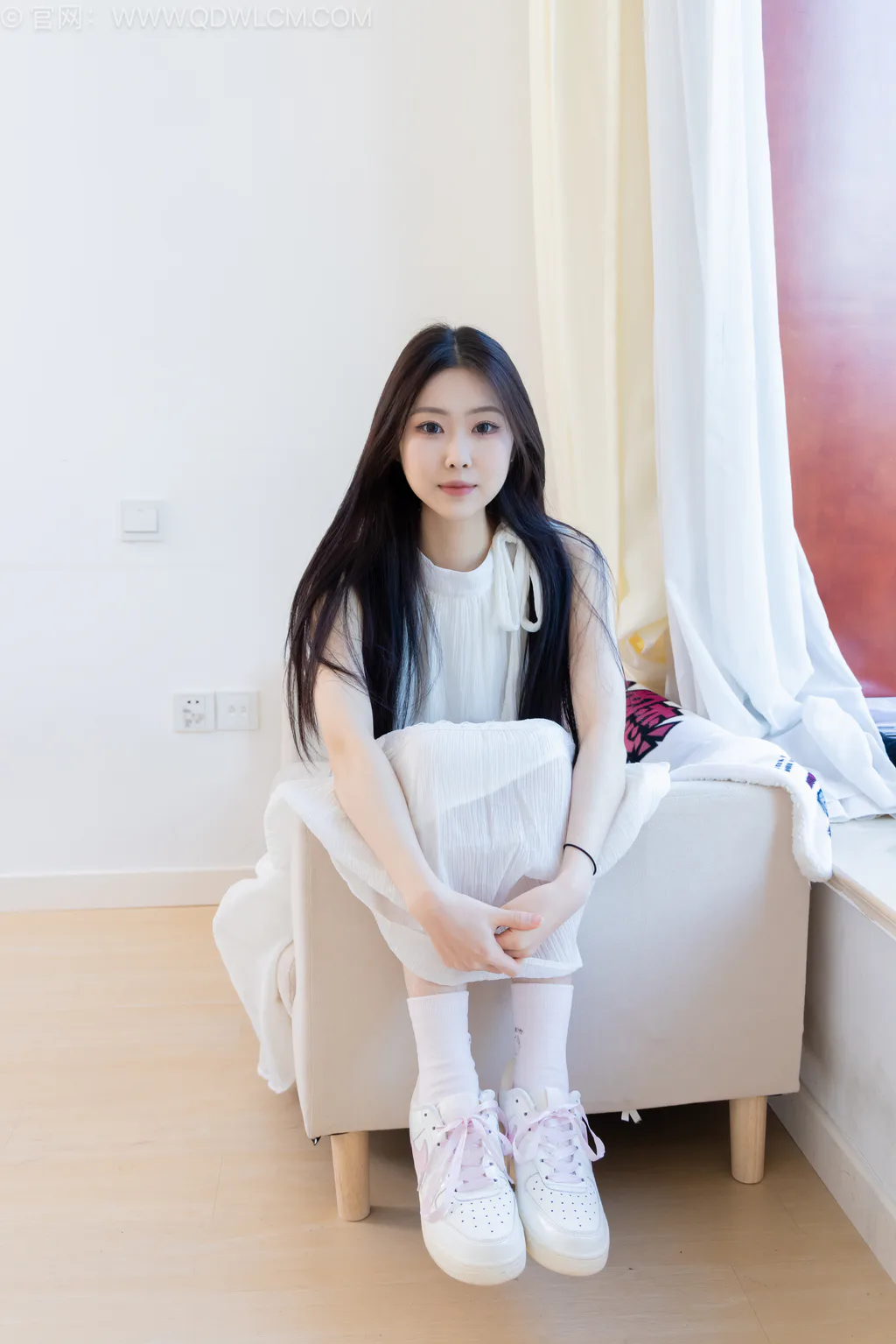 图片[35]-物恋传媒 NO.2568 小羊-板鞋、白棉袜、裸足[153P]-萌味圈