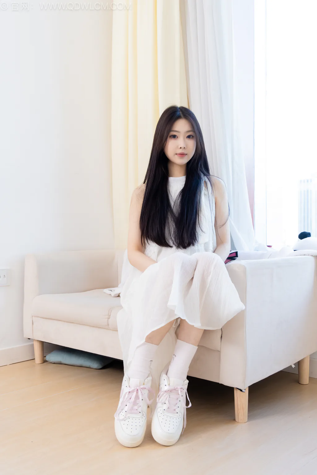 图片[41]-物恋传媒 NO.2568 小羊-板鞋、白棉袜、裸足[153P]-萌味圈