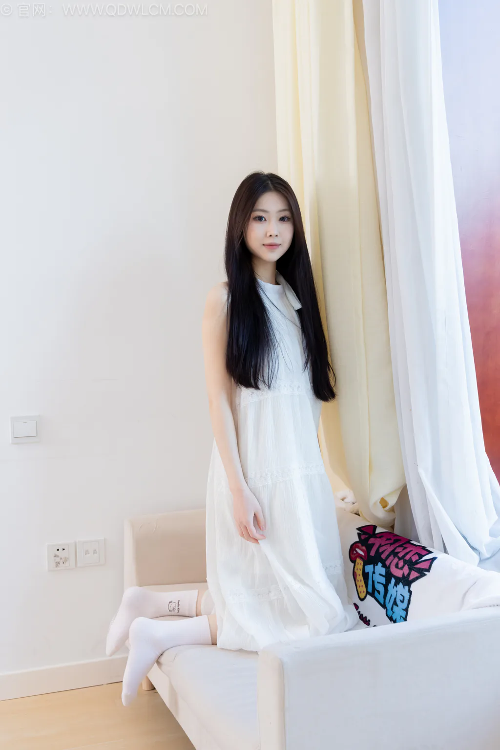 图片[43]-物恋传媒 NO.2568 小羊-板鞋、白棉袜、裸足[153P]-萌味圈