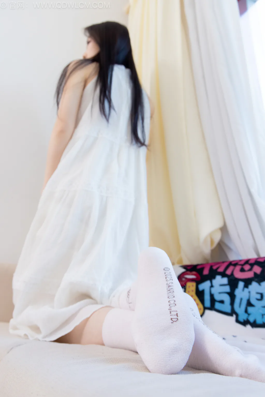 图片[49]-物恋传媒 NO.2568 小羊-板鞋、白棉袜、裸足[153P]-萌味圈