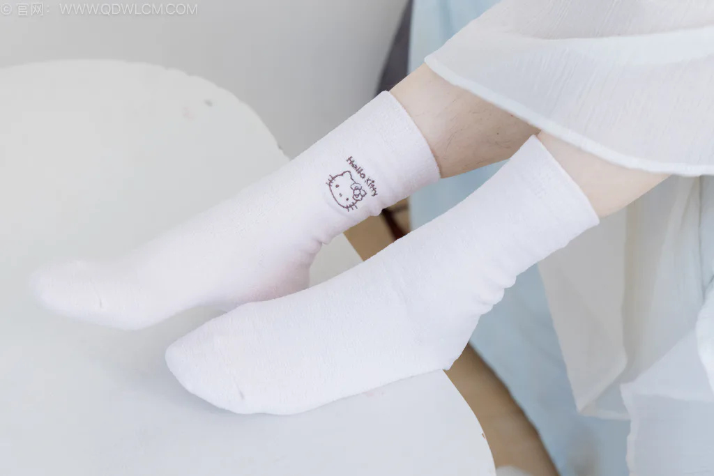 图片[62]-物恋传媒 NO.2568 小羊-板鞋、白棉袜、裸足[153P]-萌味圈