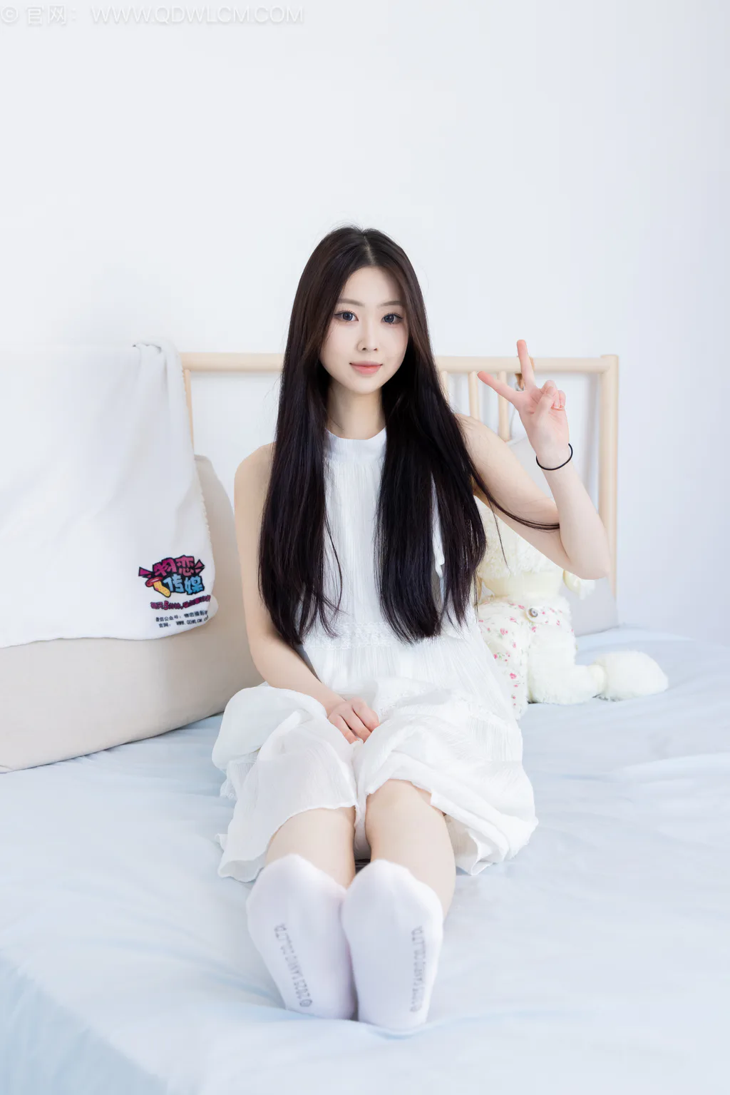 图片[75]-物恋传媒 NO.2568 小羊-板鞋、白棉袜、裸足[153P]-萌味圈