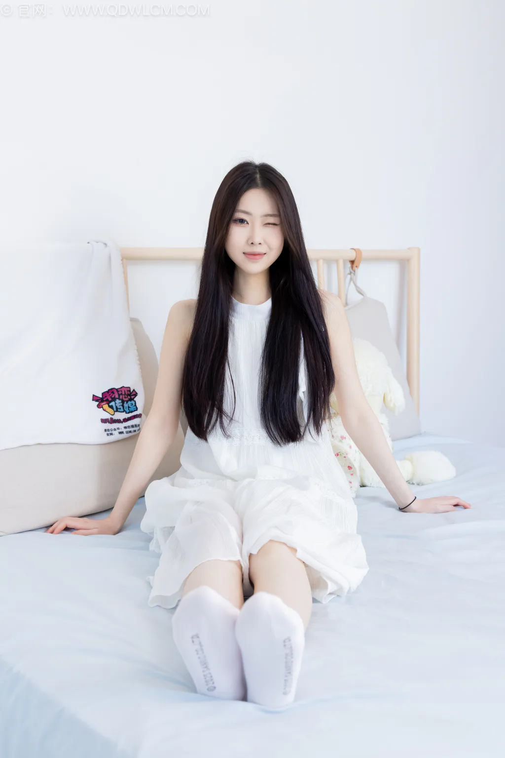 图片[76]-物恋传媒 NO.2568 小羊-板鞋、白棉袜、裸足[153P]-萌味圈