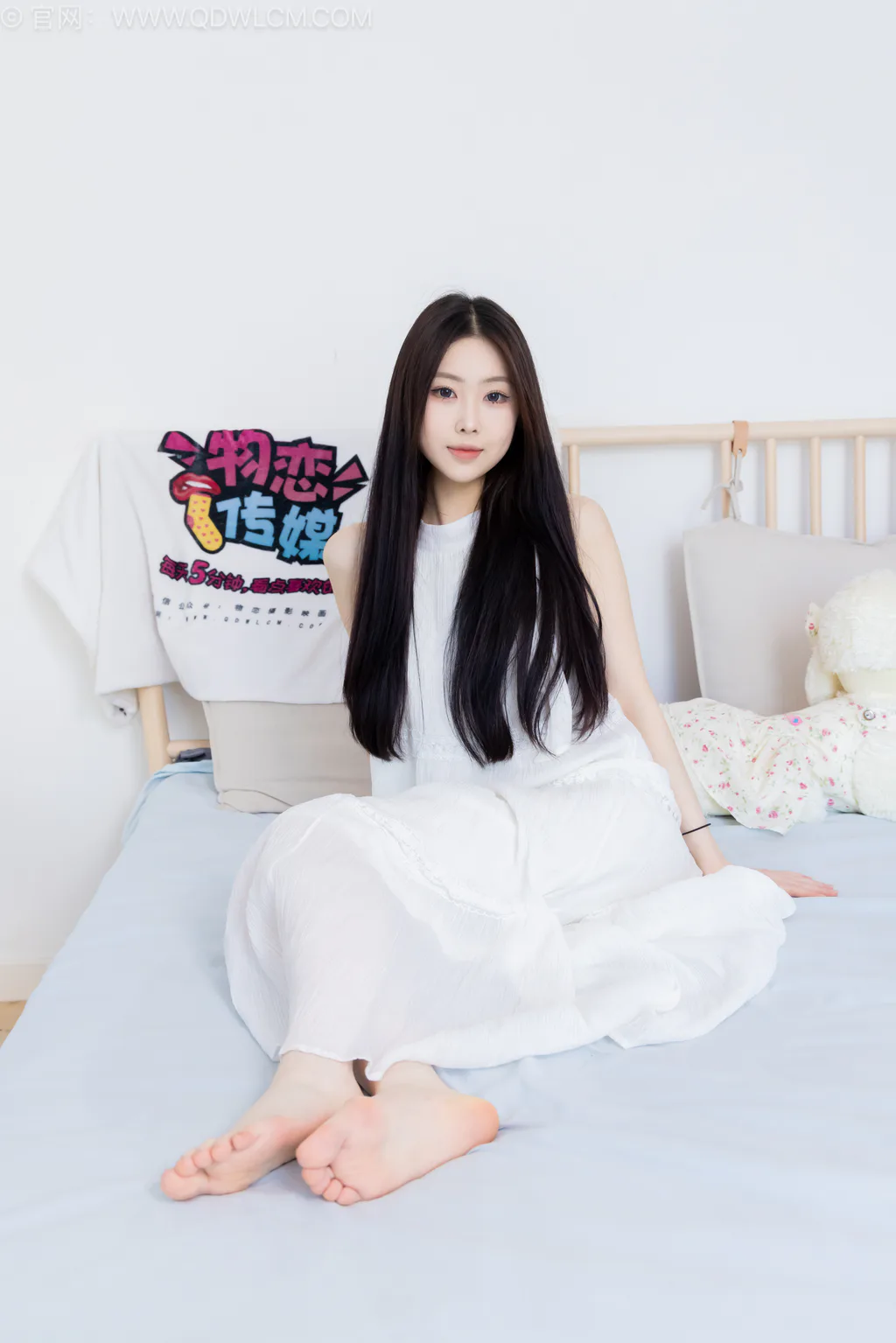 图片[102]-物恋传媒 NO.2568 小羊-板鞋、白棉袜、裸足[153P]-萌味圈