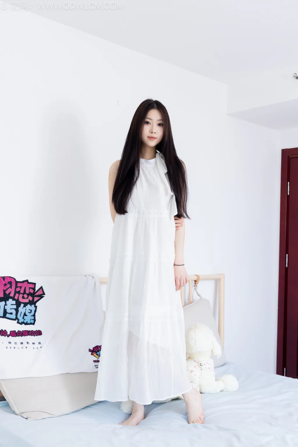 图片[123]-物恋传媒 NO.2568 小羊-板鞋、白棉袜、裸足[153P]-萌味圈