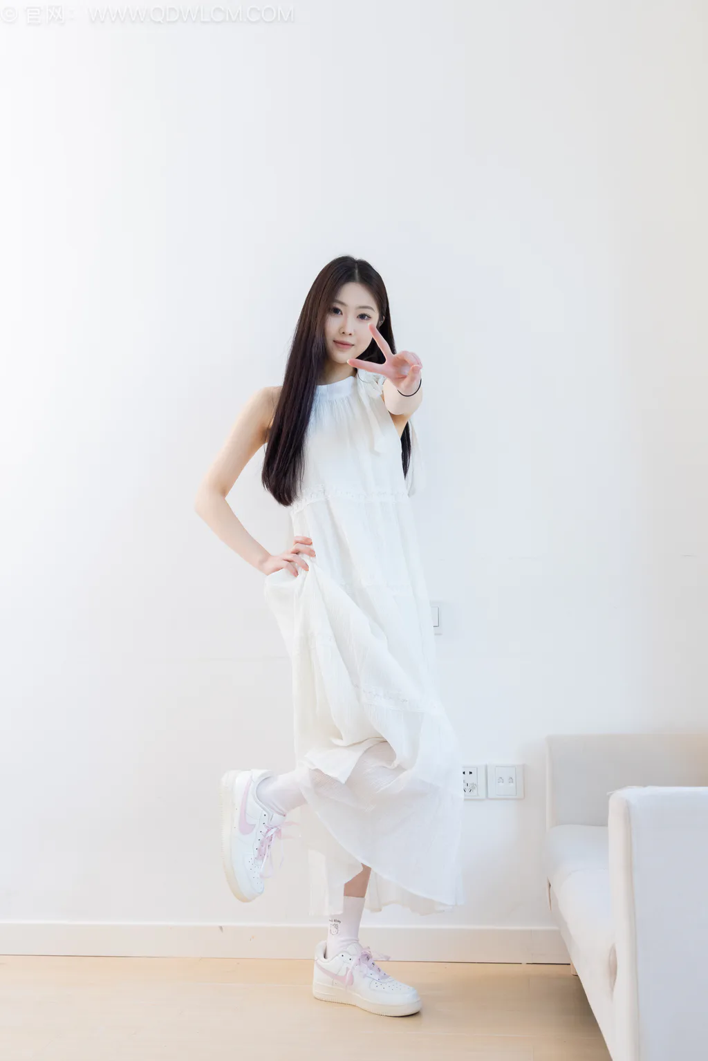 图片[153]-物恋传媒 NO.2568 小羊-板鞋、白棉袜、裸足[153P]-萌味圈