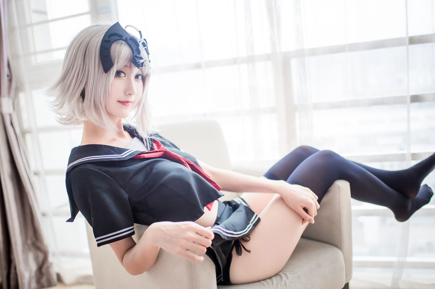 图片[2]-网红Coser@木绵绵OwO 贞德（黑） 在线浏览-萌味圈